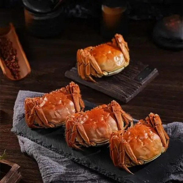 还在纠结送啥礼？阳澄湖大闸蟹礼卡闭眼入