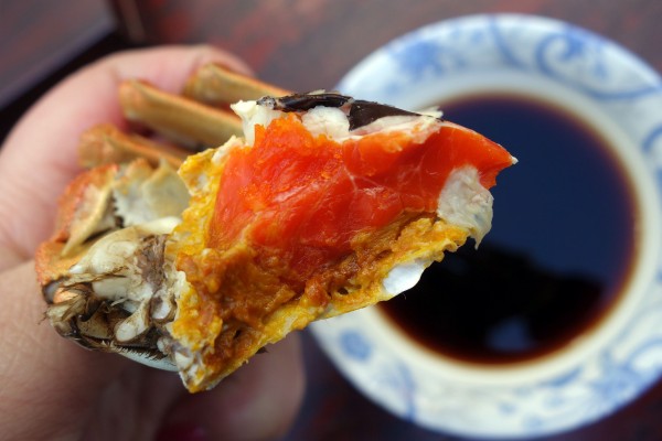 别再乱选礼物了！这张阳澄湖大闸蟹礼卡超有面儿