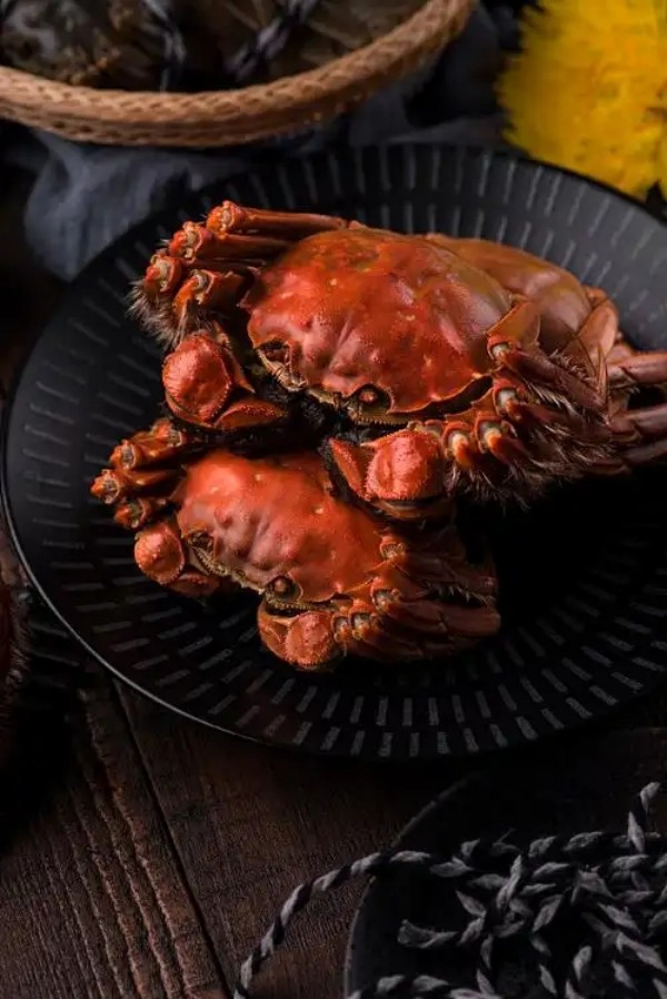 限时折扣！入手阳澄湖大闸蟹礼卡，太划算了