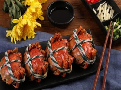 阳澄湖大闸蟹：美味与文化的完美结合