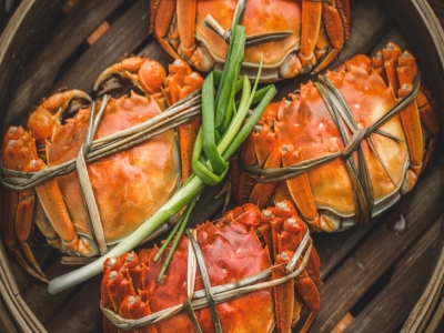 大闸蟹不仅仅是美食，更是美味与文化的交融